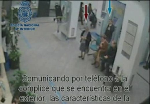 Detenida una mujer de 74 años por atracar a otros ancianos a la salida del banco