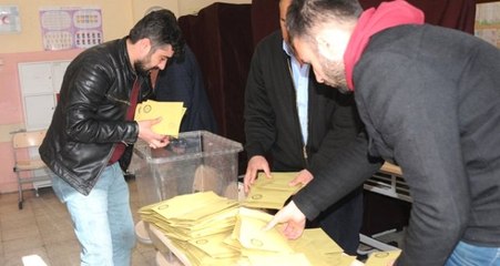 Son Dakika! Türkiye Genelinde Oy Verme İşlemi Bitti, Sandıklar Açılmaya Başlandı