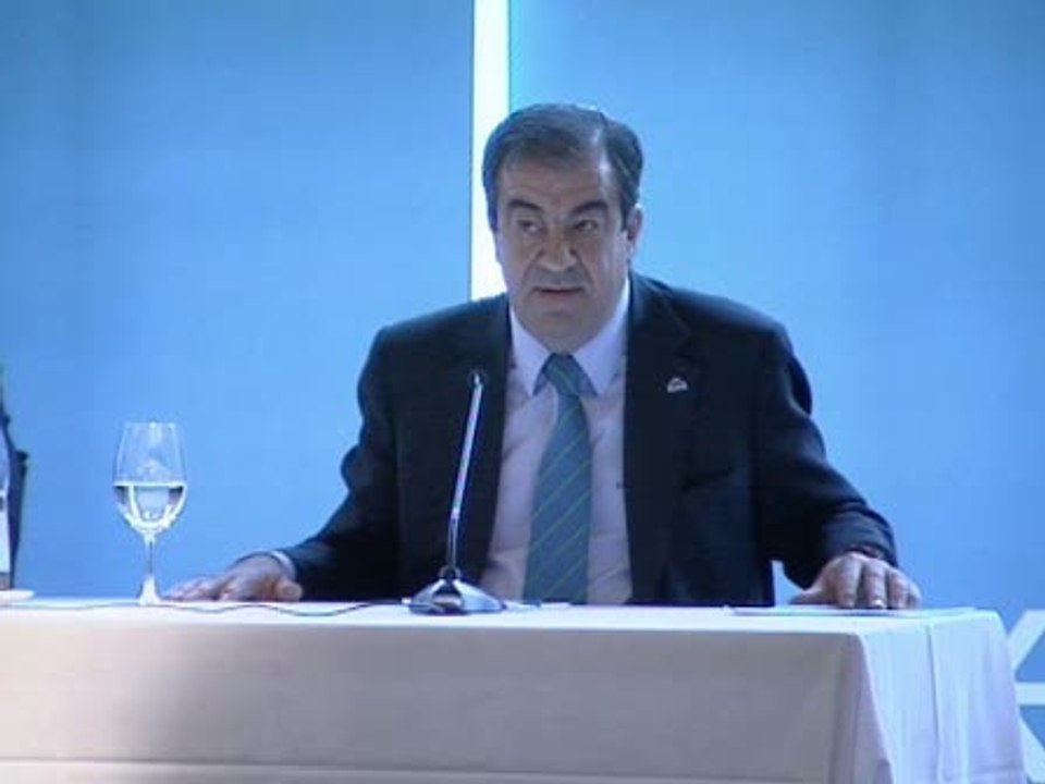 Cascos reprocha a Rajoy que nadie sabe "qué va a hacer"