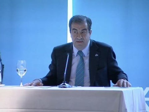 Cascos reprocha a Rajoy que nadie sabe qué va a hacer