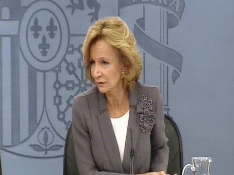 Elena Salgado niega que vaya a haber un rescate