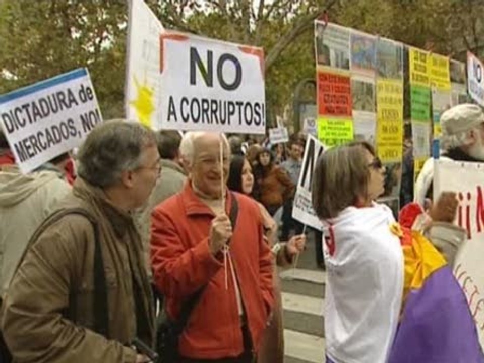 'Indignados' exigen en Madrid un "cambio de modelo"