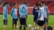 La selección española se entrena sobre el césped de Wembley