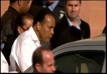 Muhammad Ali se despide de Joe &#039;Smokin&#039; Frazier