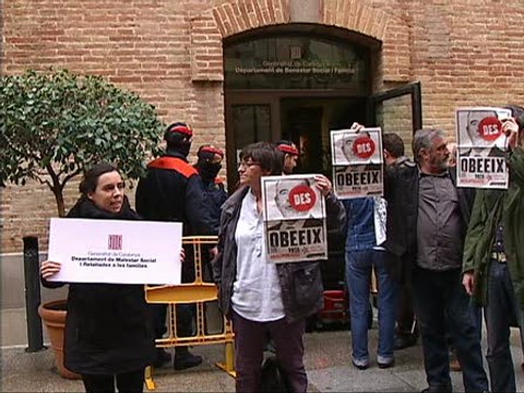 Anticapitalistas piden el fin de los recortes