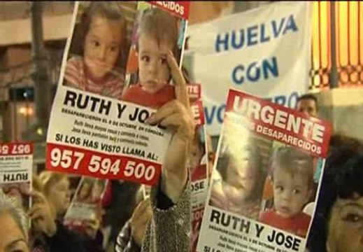 Cientos de personas piden en Huelva el regreso de Ruth y José