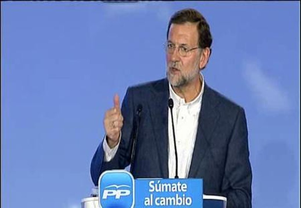 Rajoy afirma que los únicos enemigos del PP son "la crisis económica y el paro"