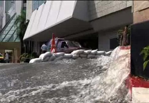 Las inundaciones dejan 400 muertos en Tailandia