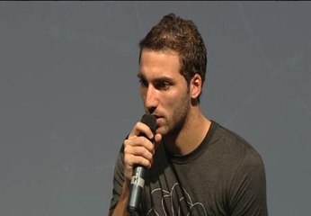 Higuaín: "Hay que seguir trabajando con humildad, constancia y cabeza"