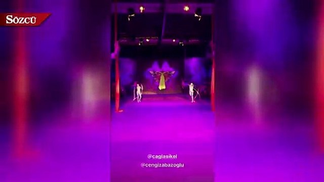 Çağla Şikel podyumda uçtu