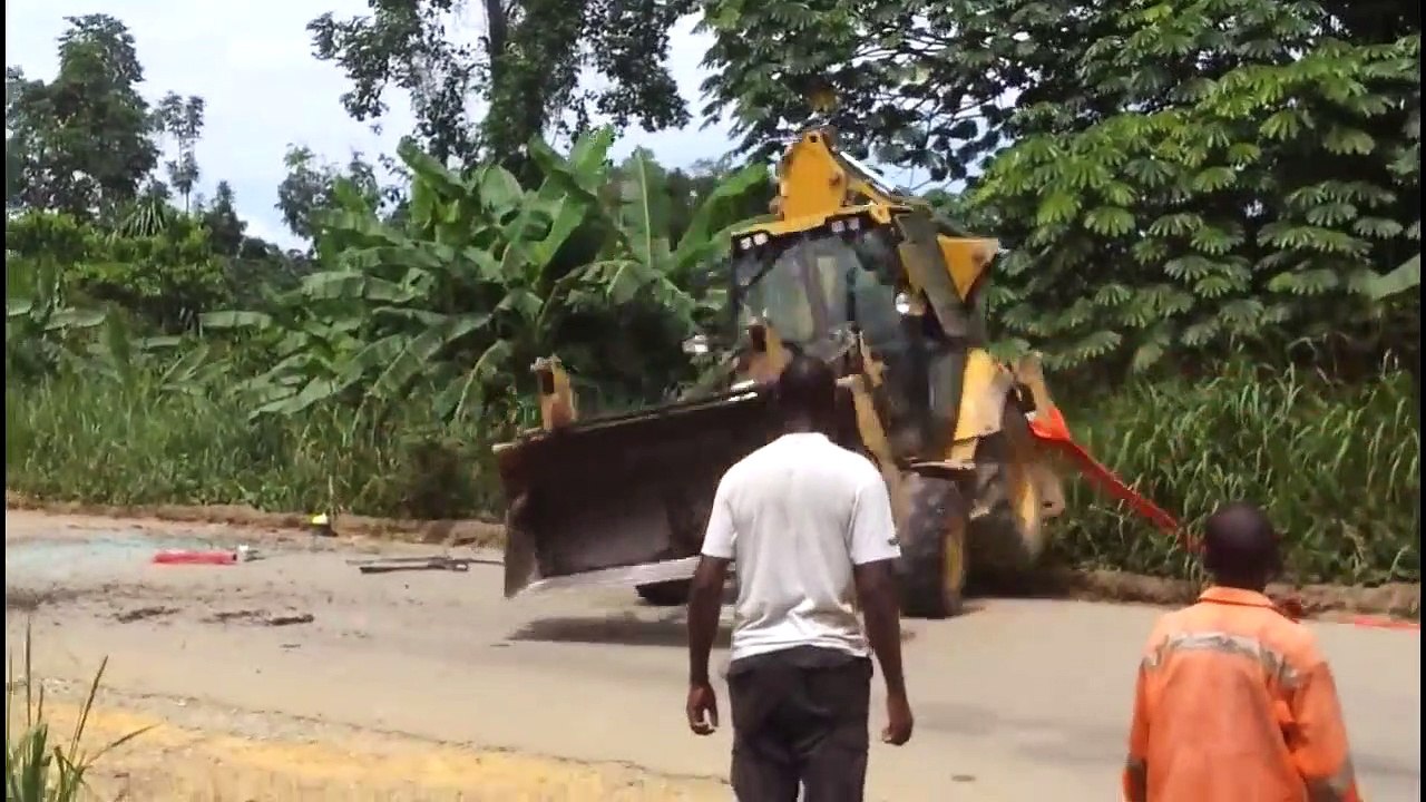 10 De La Quema De Extrema Camiones De Volteo De Excavadora De Carga Potente Equipo Pesado Oversize El Transporte De Carga
