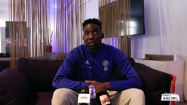 Le défi lance par Saîf-Eddine Khaoui (Caen) à Bingourou Kamara lors de Marseille - Strasbourg !