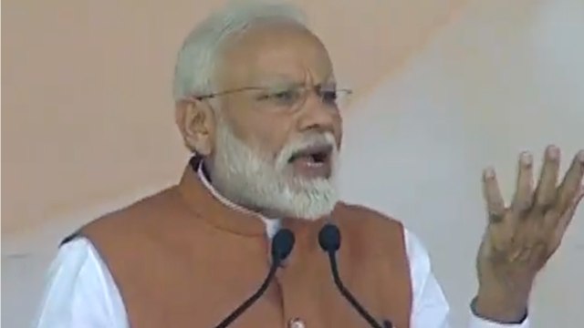 PM Modi slams Congress's minimum scheme plan in Meerut rally | Oneindia News​​