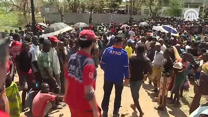 İnsani yardımların ulaştırılamadığı yerlere gitmeye çalışıyorlar