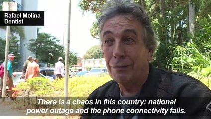 Venezuelans struggle to communicate during blackout