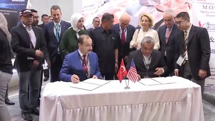 Malezya Polisinin Tabancası Türkiye'den