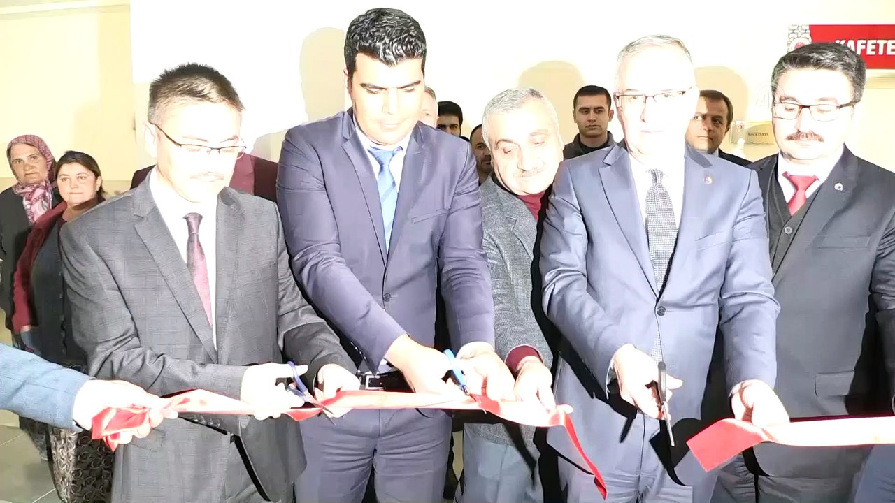 Niğde Adliyesinde ihtiyaç sahibi ailelere 'sevgi mağazası'