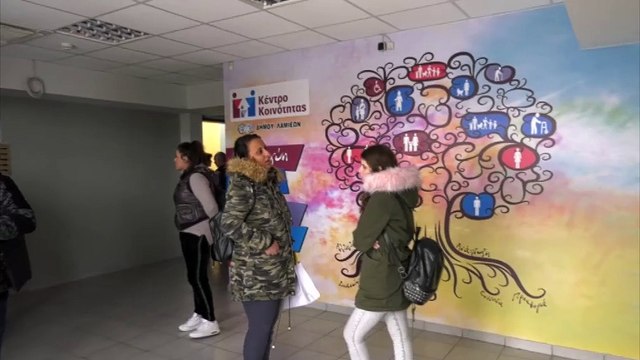 Ουρές στο δημαρχείο της Λαμίας για τα επιδόματα. Τι λένε οι υπεύθυνοι