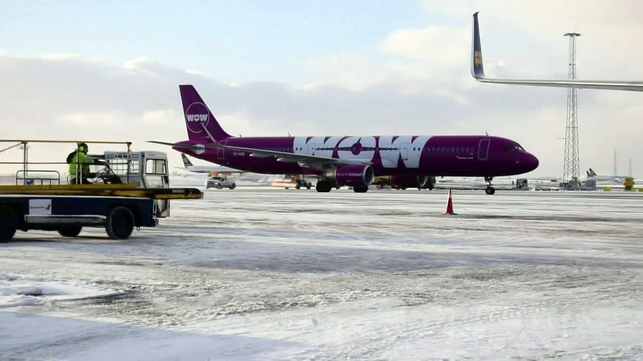 Companhia aérea WOW encerra atividades