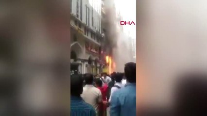 Dha Dış ? Bangladeş'te 19 Katlı Binada Yangın