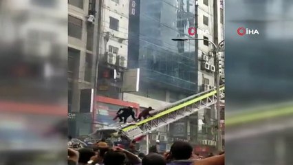 - Bangladeş’teki Yangın Faciasında 5 Kişi Öldü