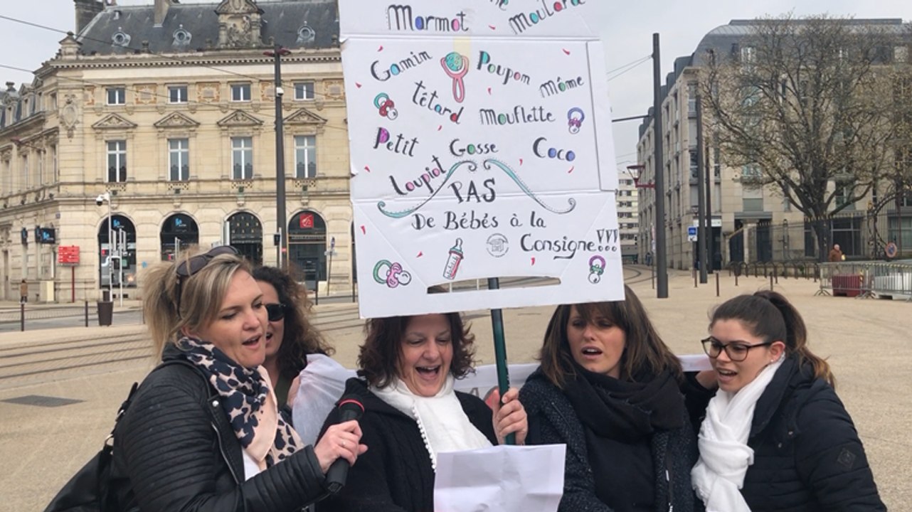 Manifestation des professionnelles sarthoises de la petite enfance