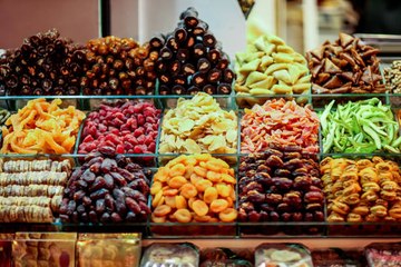 6 Healthy Travel-Friendly Snacks