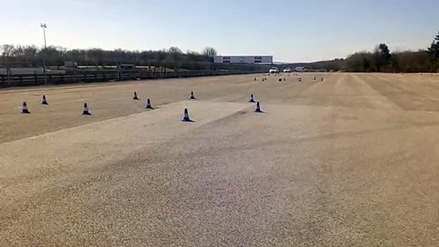 Distance de freinage, respectée / pas respectée : stage de sécurité routière à Dijon