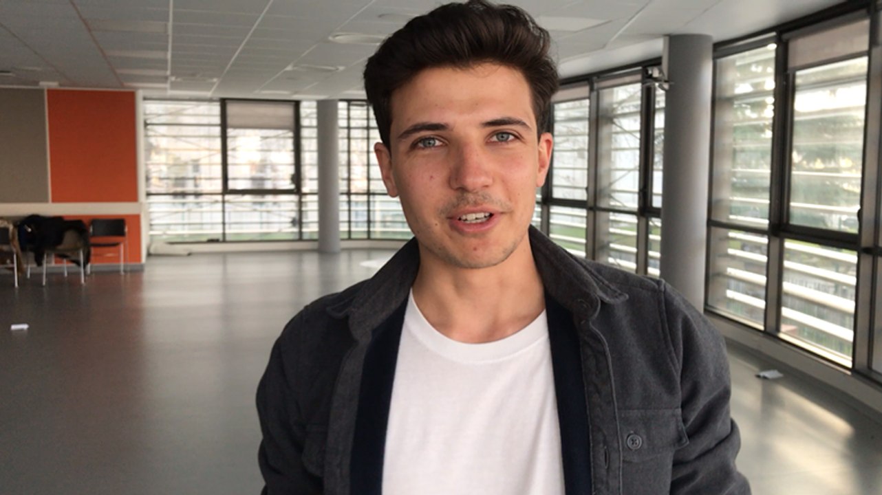 Qualifications pour le championnat du monde d’avions en papier Red Bull