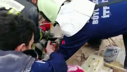 Üzerine vinç devrilen işçi ağır yaralandı - DENİZLİ