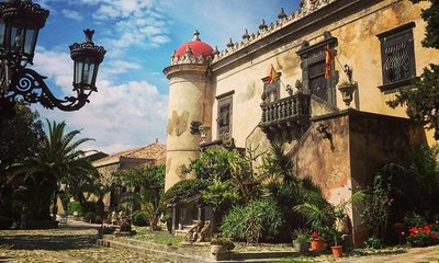 قلعة ملكية تاريخية تتحوّل إلى فندق فاخر