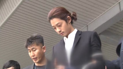 정준영, 영상 제시할 때마다 한숨..."또 나왔나요?" / YTN