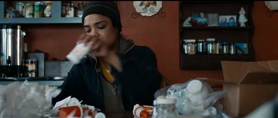 Crossing The Line Movie - Little Woods - Tessa Thompson, Lily James