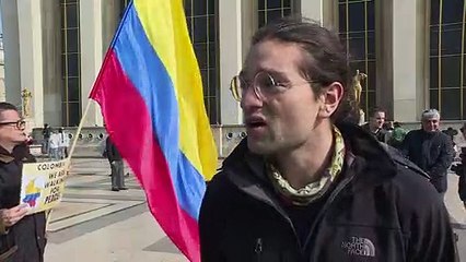 Marcha de París a La Haya por muerte de activistas en Colombia