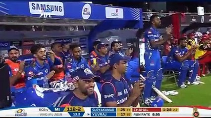 නොකඩවා පන්දු තුනකින් යුවරාජ් සිං හයෙ පහරවල් තුනක් එල්ල කර හැටි