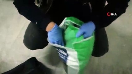 Polisten uyuşturucu tacirlerine büyük darbe