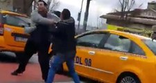 Taksiciler Kavga Etti, Vatandaşlar Film İzler Gibi Seyretti