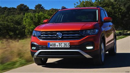 سيارة فولكسفاغن تي كروس المدمجة