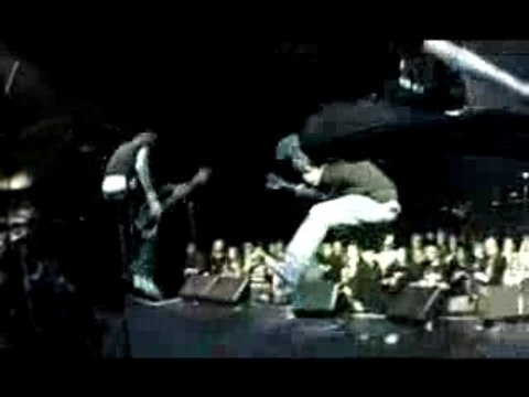 Guerilla Poubelle - Demain il pleut