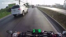 Dashcam shows moment motorcyclist smacks into rear of pickup truck