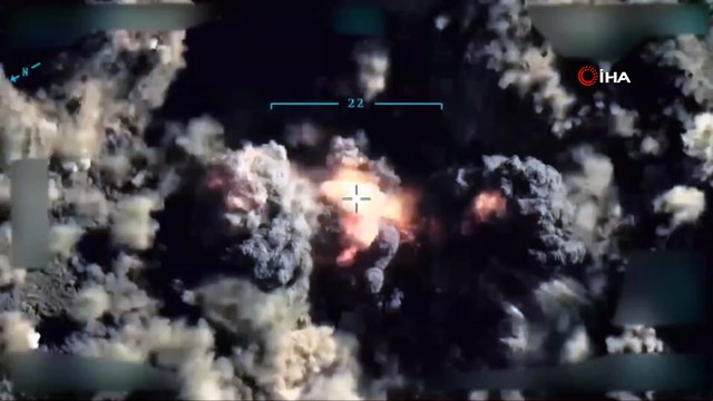 Milli Savunma Bakanlığı: 'Irak kuzeyi Avaşin, Zap ve Hakurk bölgelerine düzenlenen hava harekâtları neticesinde bölücü terör örgütü tarafından silah mevzii, barınak, sığınak ve mühimmat deposu olarak kullanılan hedefler imha edildi'