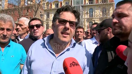 Protestë para Kuvendit dhe Drejtorise se Policise