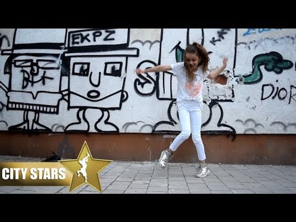 8 Years Old Girl Dance Shuffle Alan Walker Darkside Video