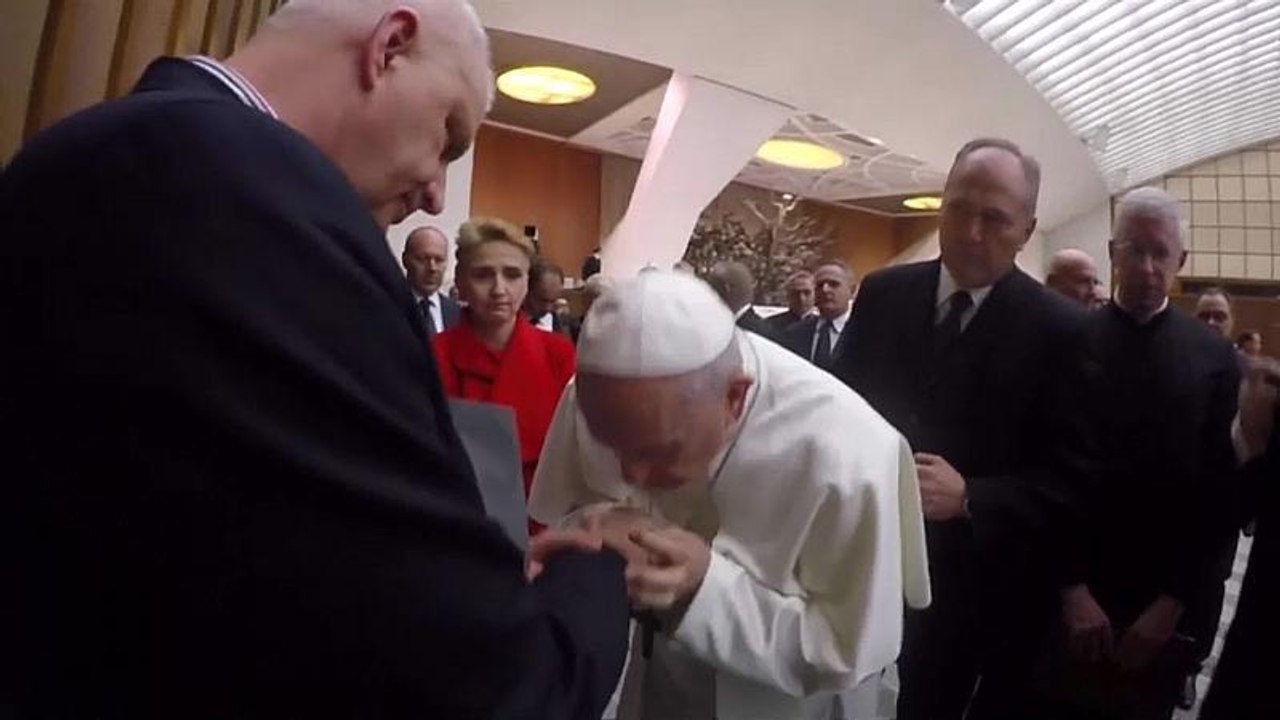 El papa endurece las leyes contra la pederastia