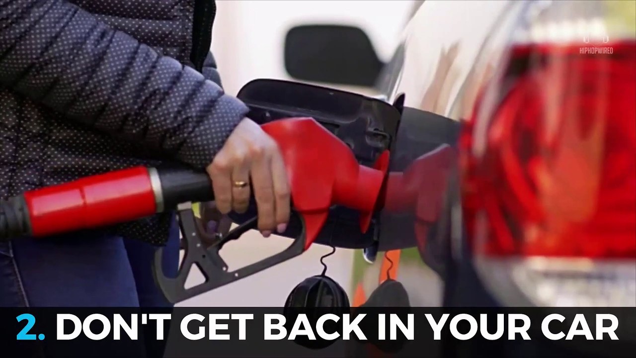 5 Things You Should Never Do While Pumping Gas