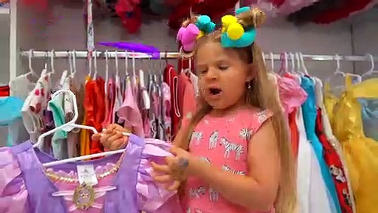 Diana and New Playhouse, Beautiful toys for girls