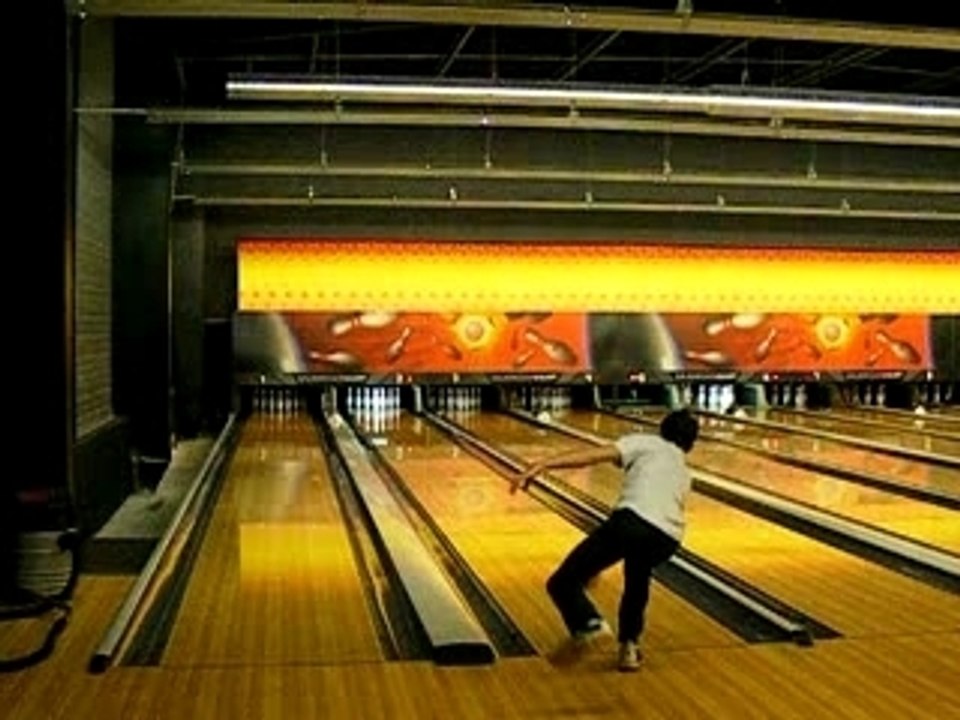 bowling Powerbowl strike
