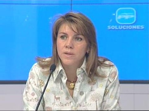 De Cospedal acusa a Zapatero de engañar uno a uno a los presidentes autonómicos