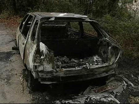 Se quema a lo bonzo dentro de un coche en un polígono de Gijón