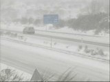 El temporal de nieve siembra el caos en Asturias y León